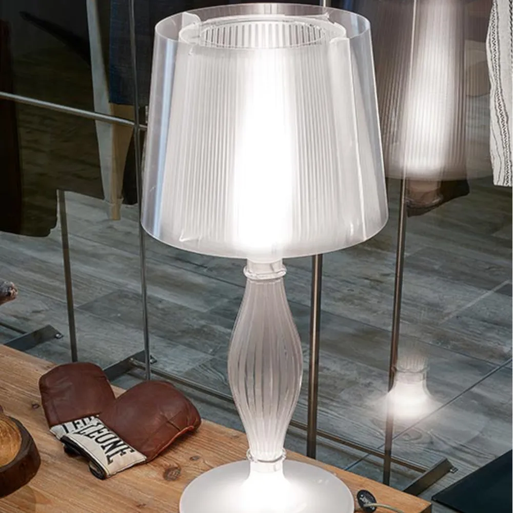 Lámpara de mesa Slamp Liza
