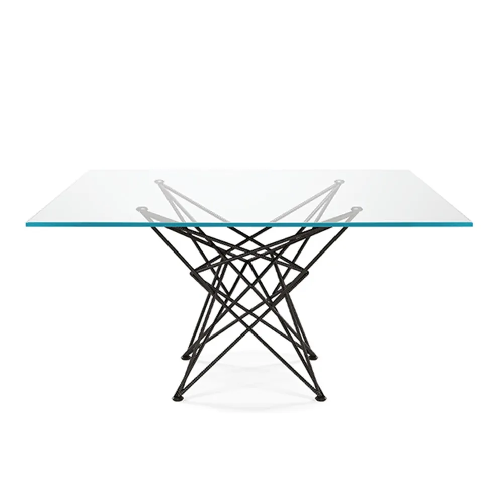 Mesa Cattelan Gordon