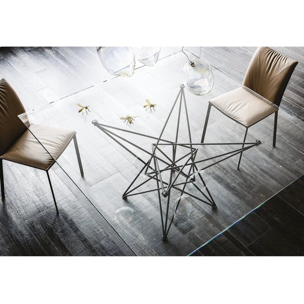 Tisch Cattelan Gordon