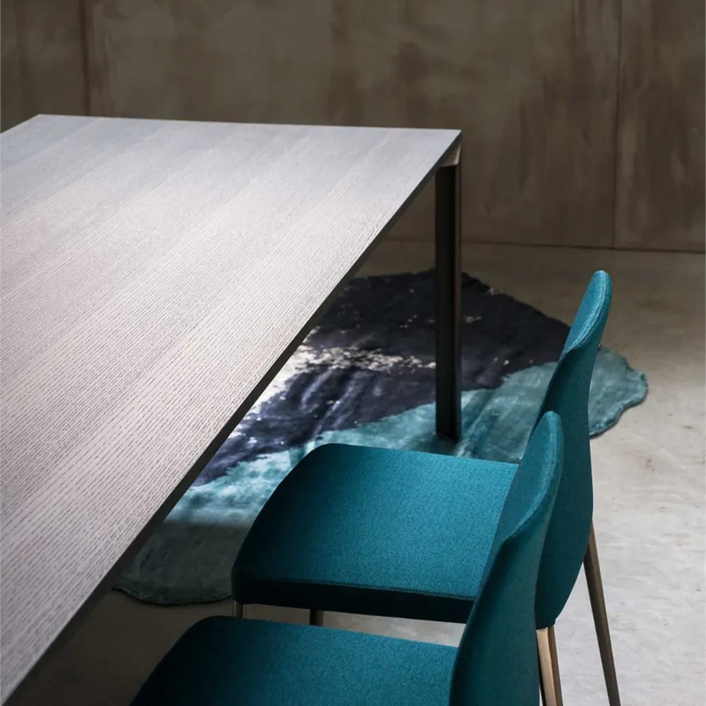 Mesa Desalto L45 588