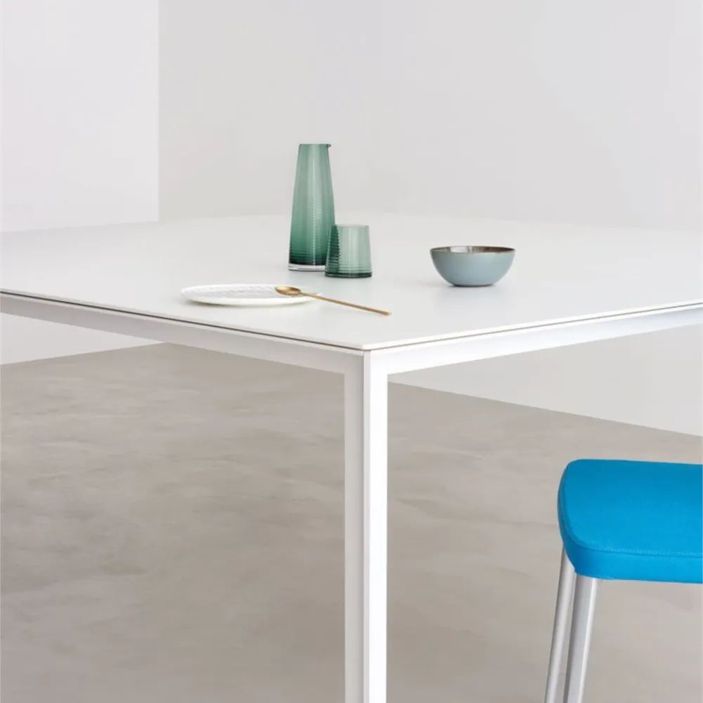 Tisch Desalto Skin 698