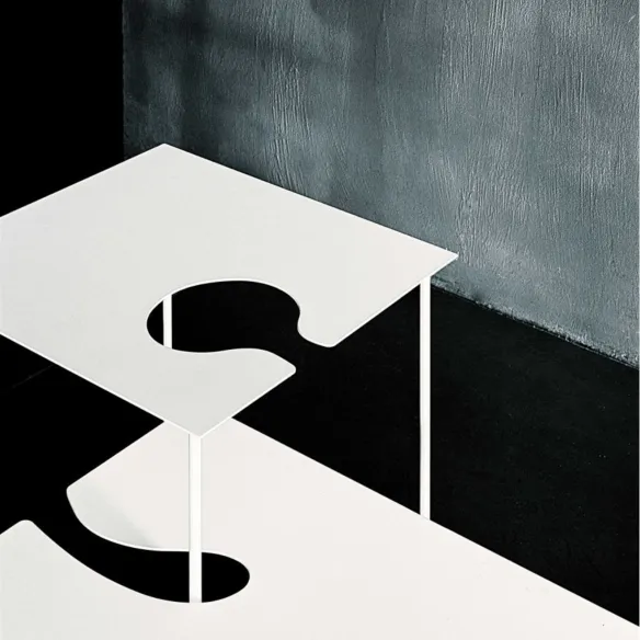 Mesa de centro cuadrada Small Desalto Softer than steel 688