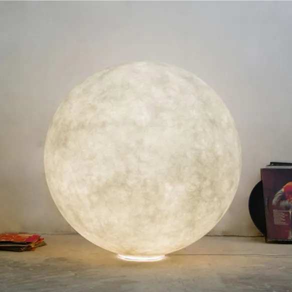 lámpara Ines.artdesign floor moon 1