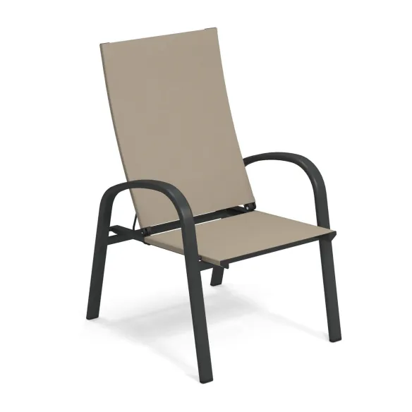Armchair Emu Holly