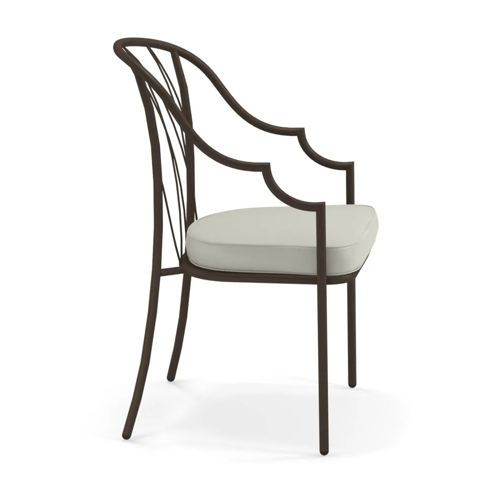 Sillón con respaldo alto Emu Como