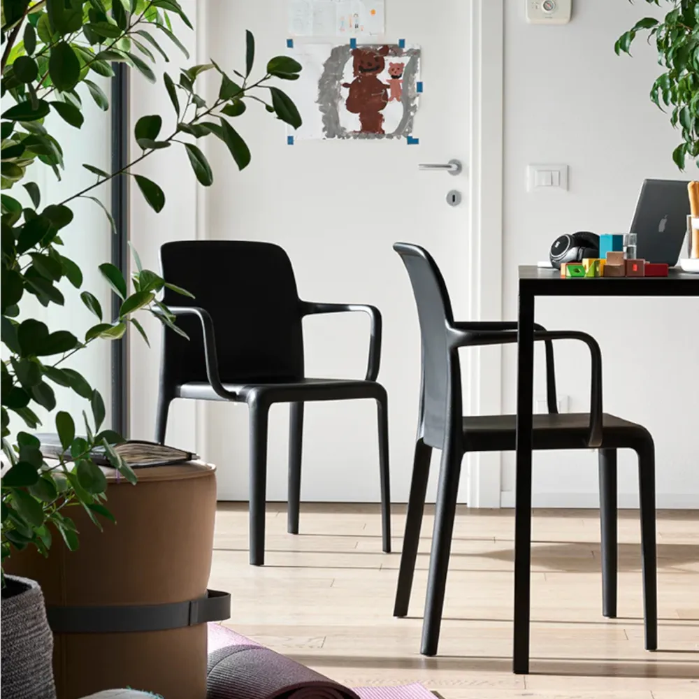 Silla con reposabrazos Connubia Bayo CB2119