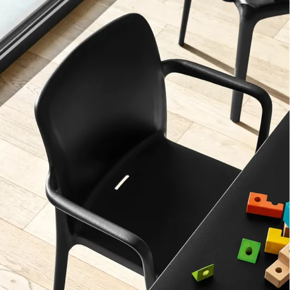 Silla con reposabrazos Connubia Bayo CB2119