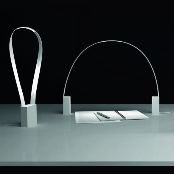Martinelli Luce Fluida Table lamp