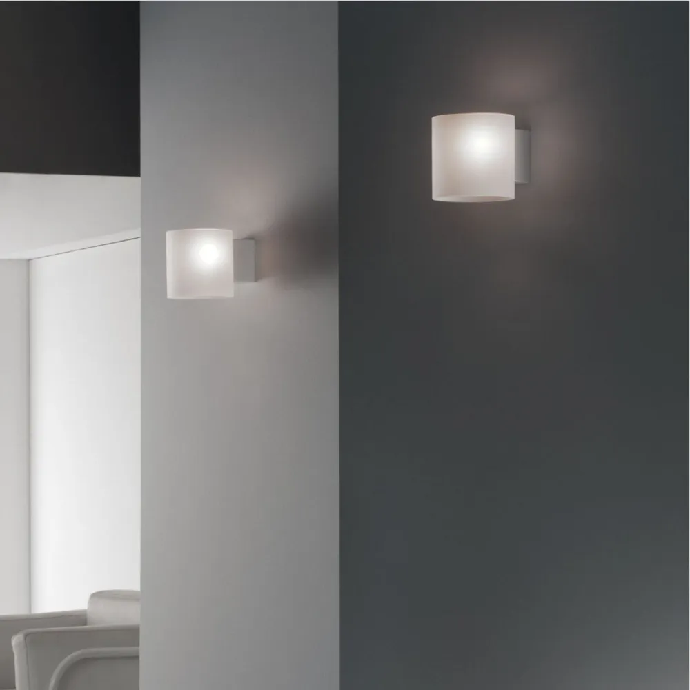 Martinelli Luce Tube Lámpara de pared