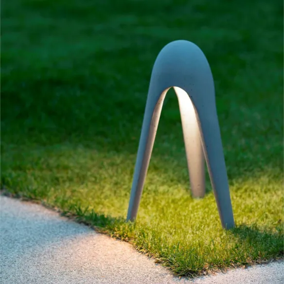 Martinelli Luce Cyborg Floor lamp Outdoor