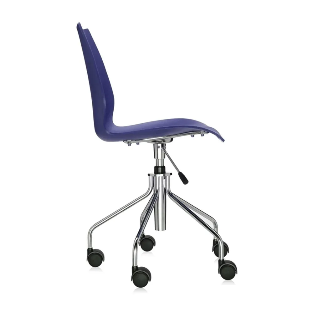 Kartell Maui Stuhl mit Rädern