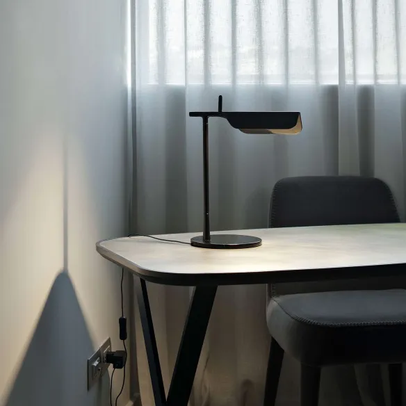 Lámpara de mesa Flos Tab t