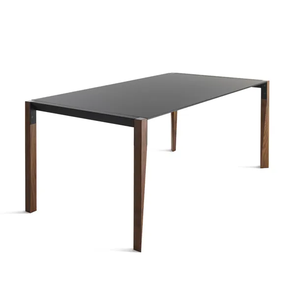 Tisch Horm Tango