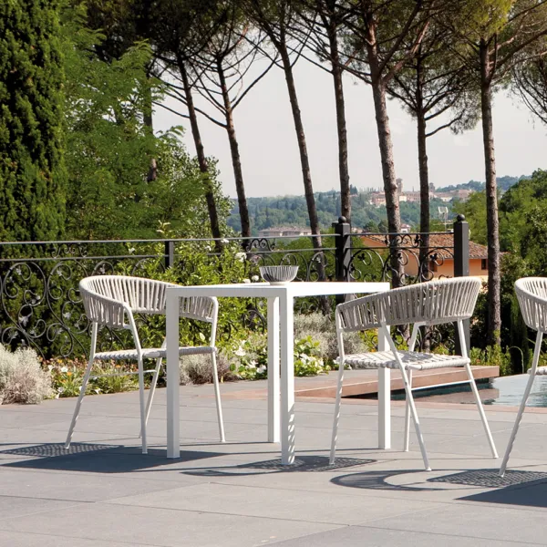 Square table Vermobil Quatris 2