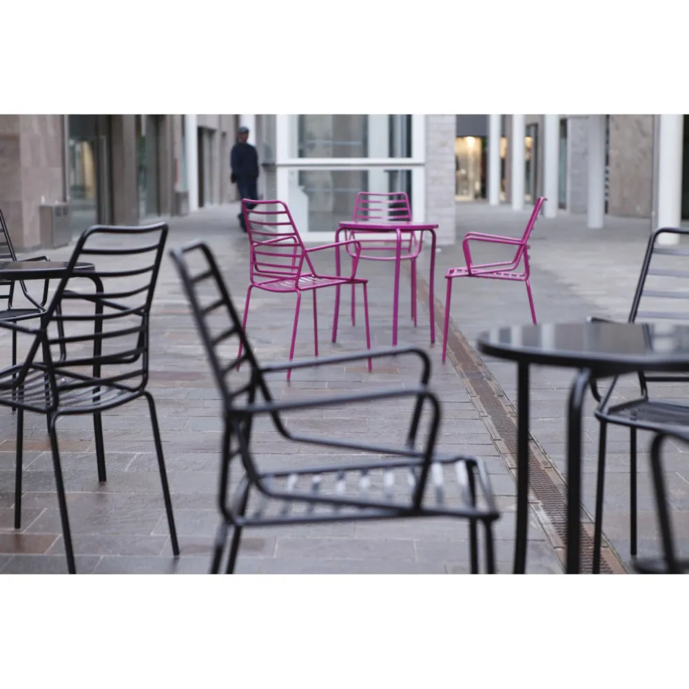 Sedia con braccioli Gaber Link B