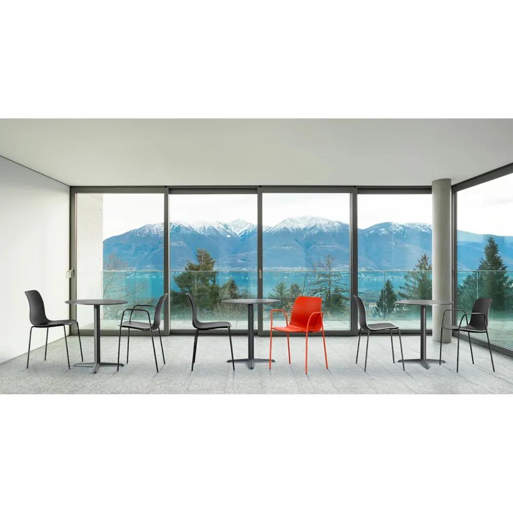 Sedia con braccioli Gaber Unik TB