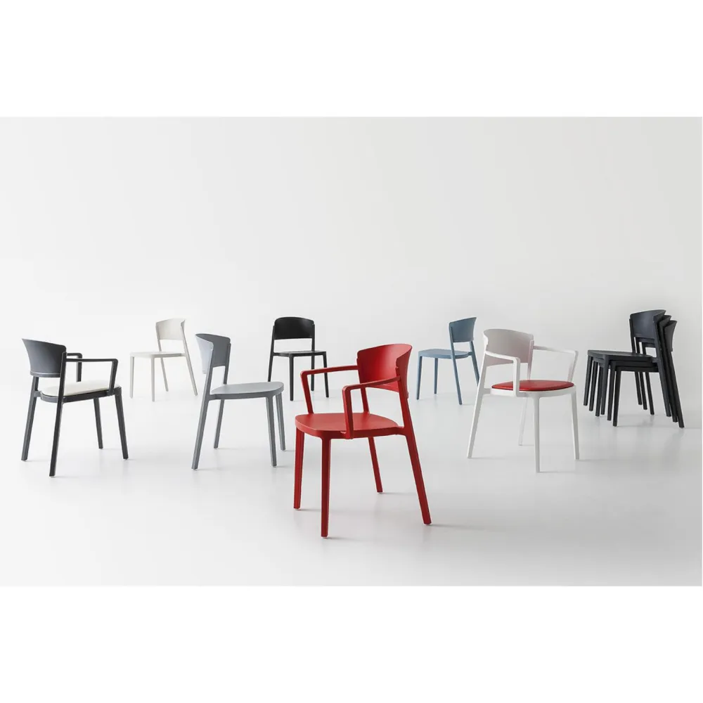 Chair Gaber Abuela