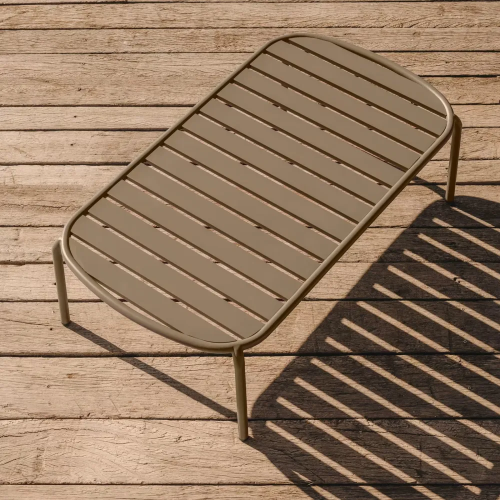 Light Home Table basse Joncols en aluminium peint vert