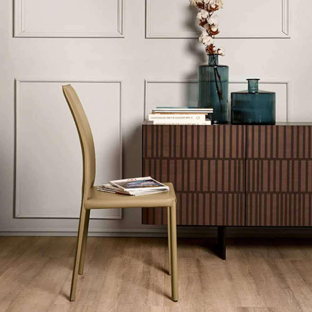Sedia Tonin Casa Madeleine