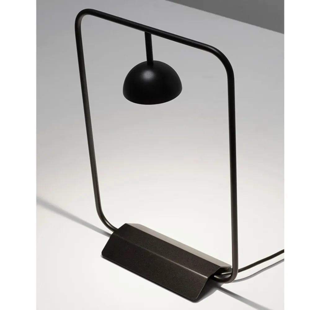 Lámpara de mesa Estiluz Cupolina