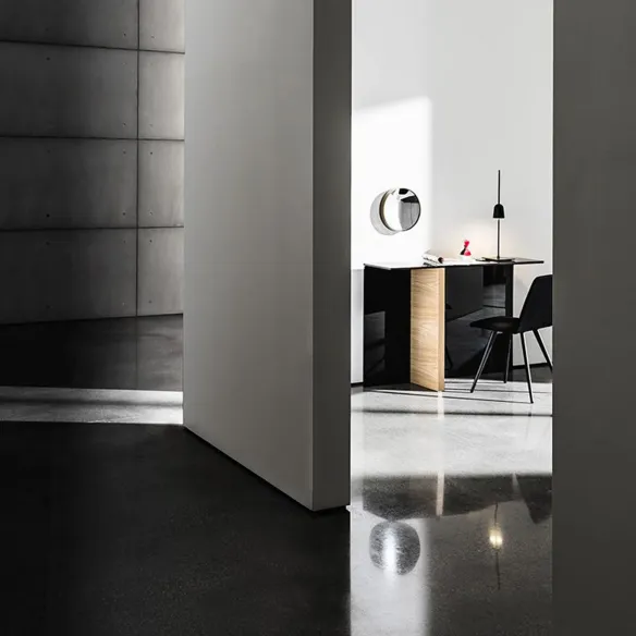 Sovet Italia Console Regolo