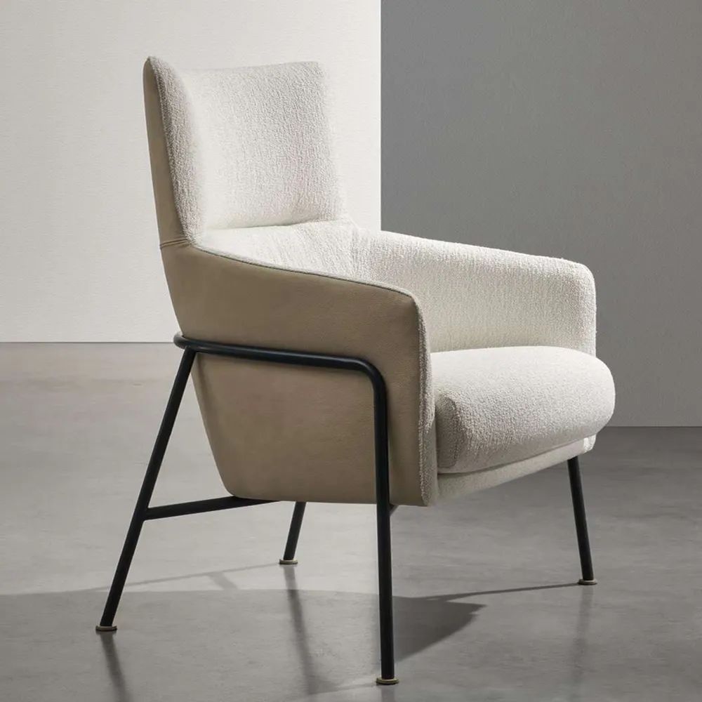 Armchair Twils Adele