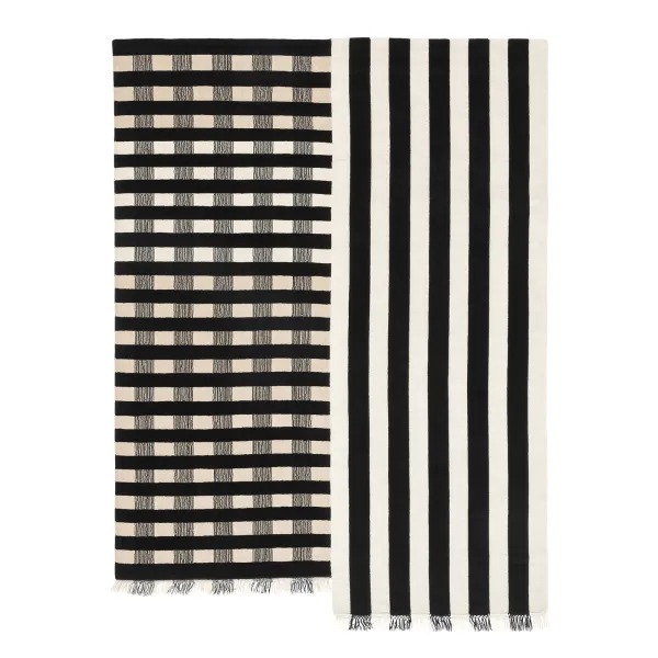Karpeta Half Stripe Teppich