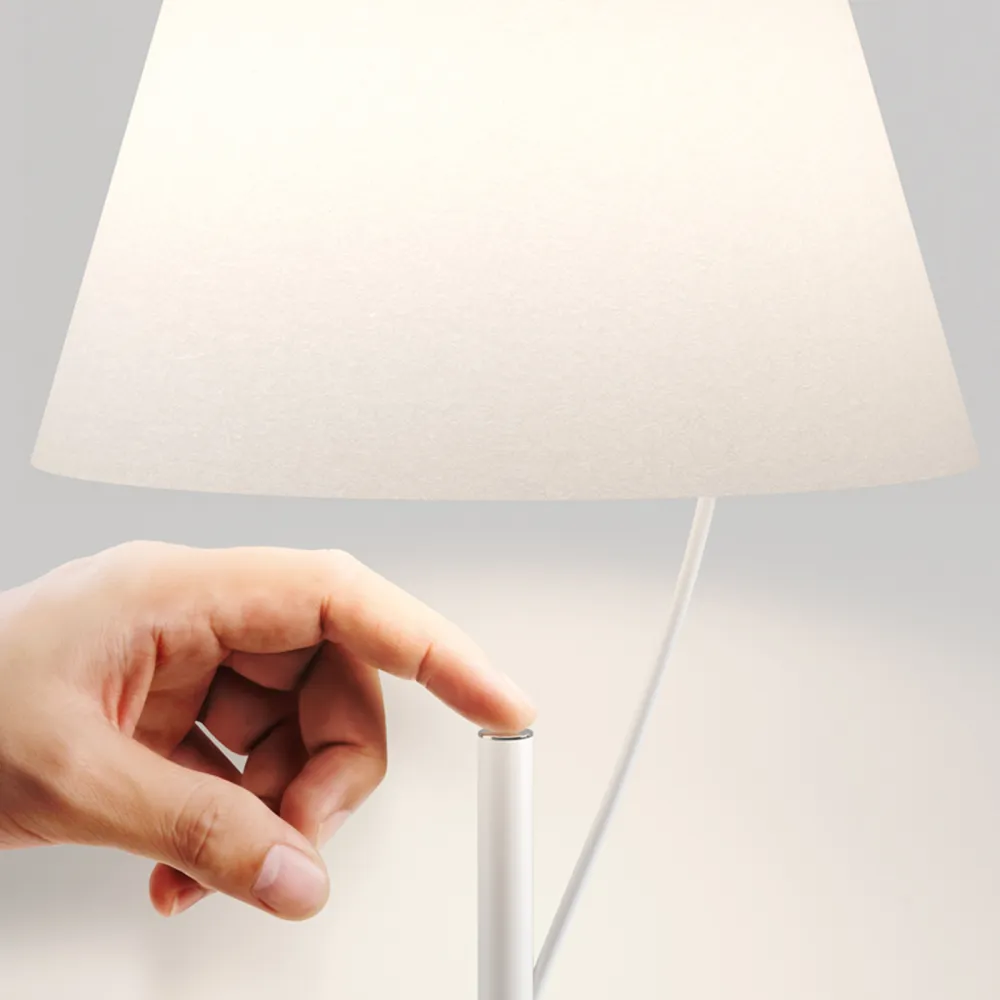 Lampada da tavolo Lodes Hover