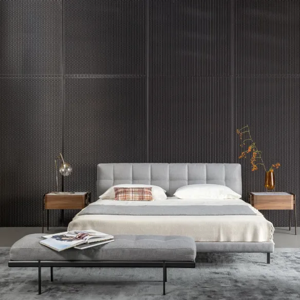Bonaldo James bed