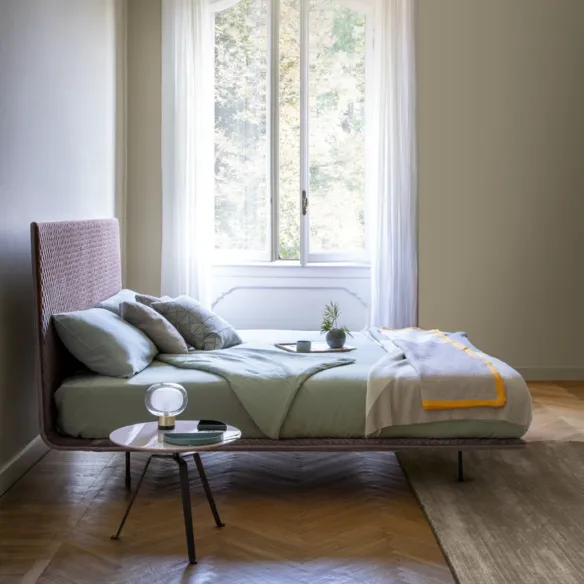 Bonaldo Dünnes Bett
