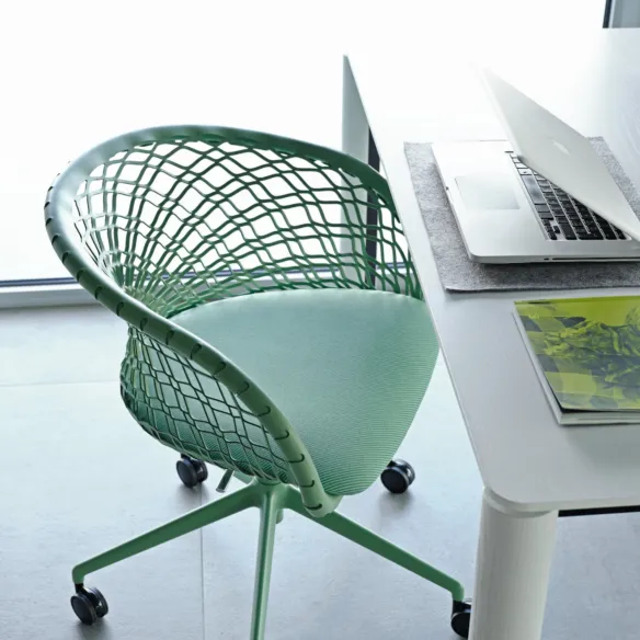 Midj P47 DP TS-CU armchair