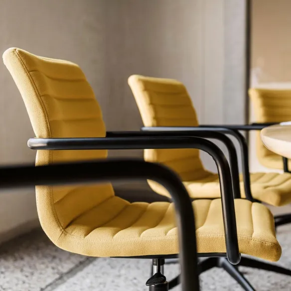 Midj Star DPB TS armchair