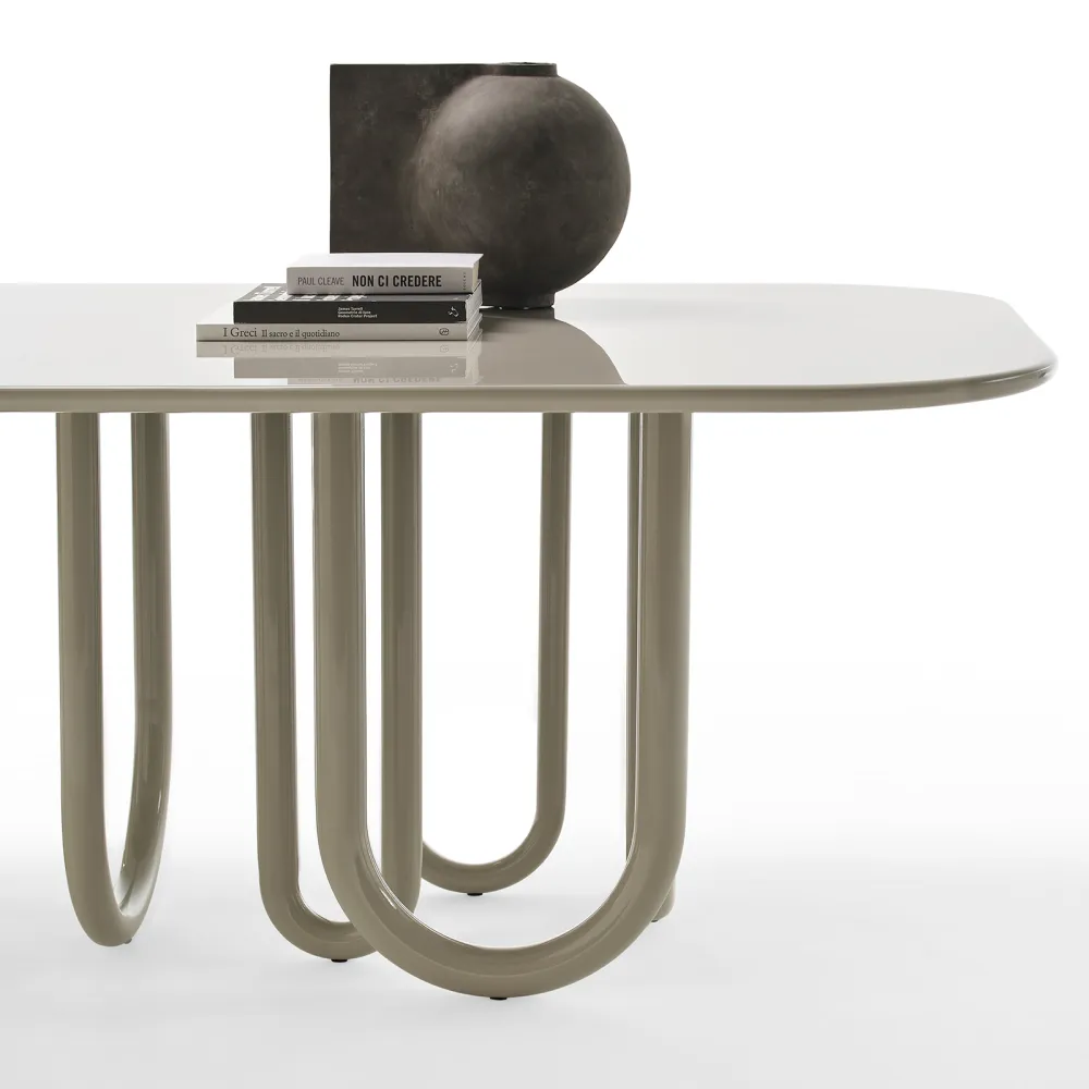 Mogg Tisch Medusa