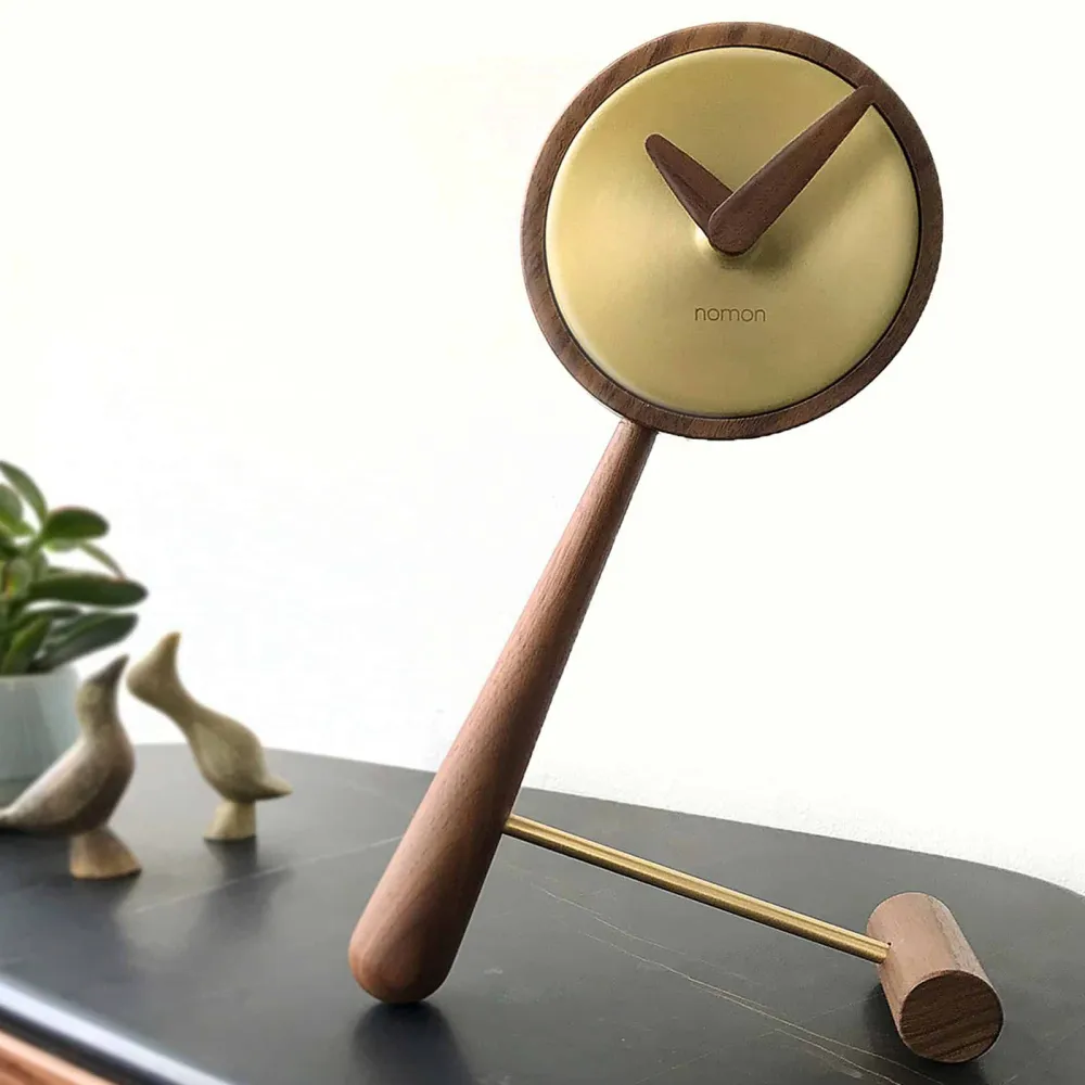 Nomon Mini Puntero table clock