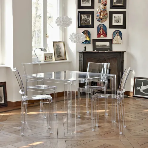 Kartell Table carrée Invisible table