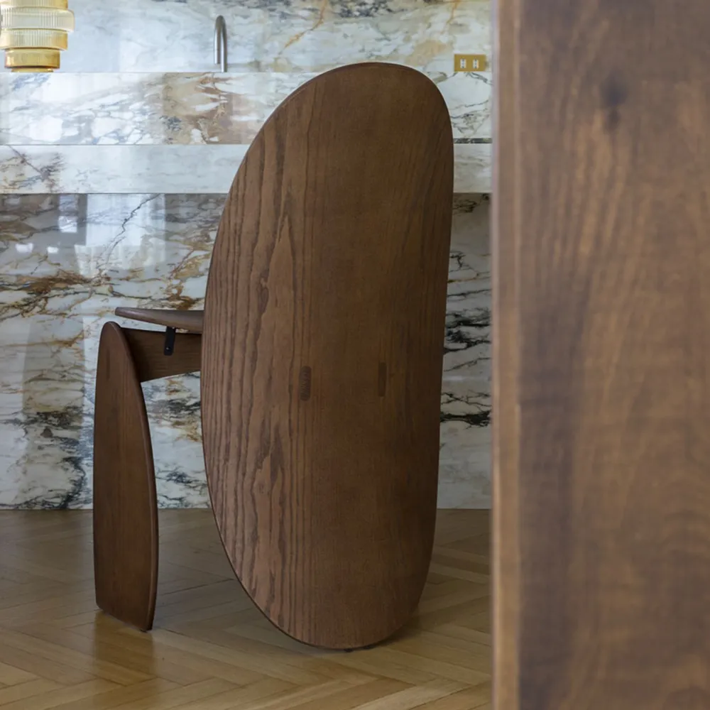 Chair Mogg Lunee
