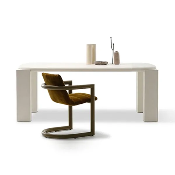 Mogg Tisch Hero 2