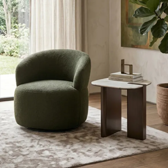 Stones Key Couchtisch – Calacatta-Gold-Keramik – Bronzemetall