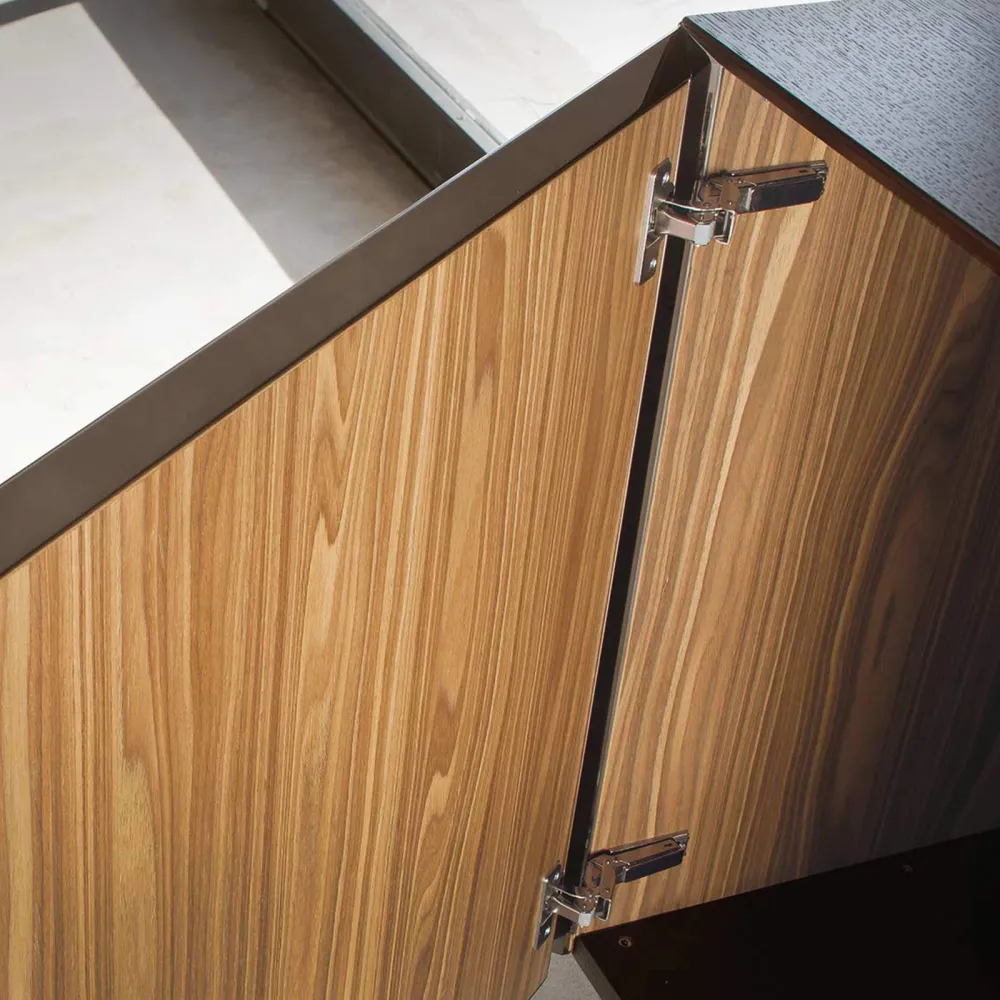 Anrichte Riflessi Cubric Steel doors mirrored