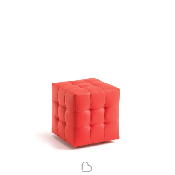 pouf-design-in-pelle-cattelan 2
