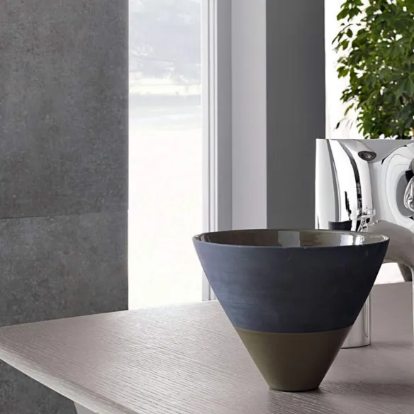 Mesa MisuraEmme Virgo con base in metallo satinato