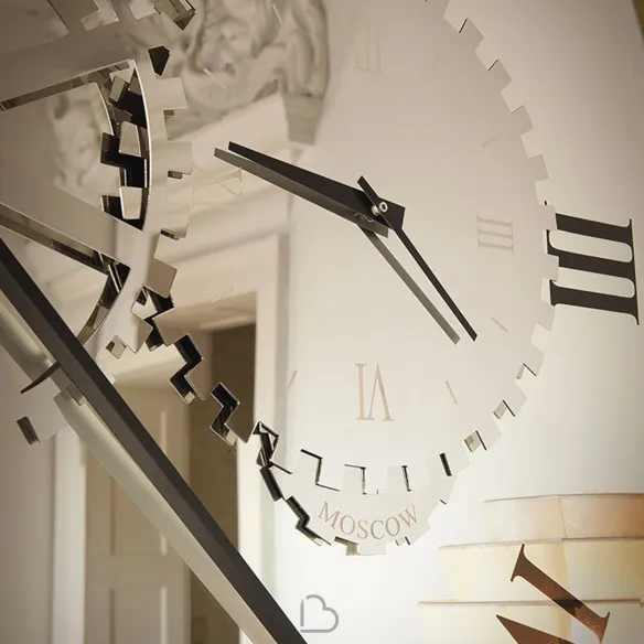 Cattelan Times Spiegel/Uhr
