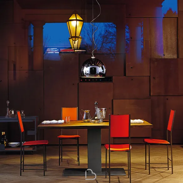 Cattelan Elvis Wood Tisch