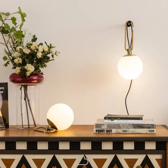 Lampara de mesa Artemide nh 1217