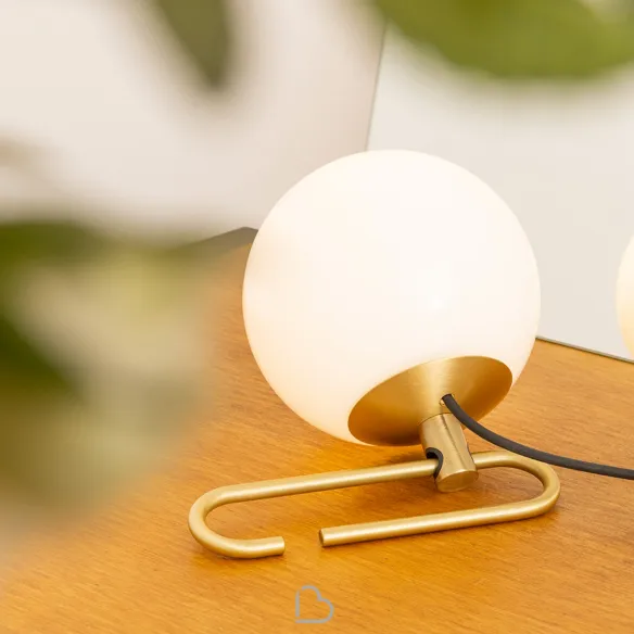 Lampara de mesa Artemide nh 1217