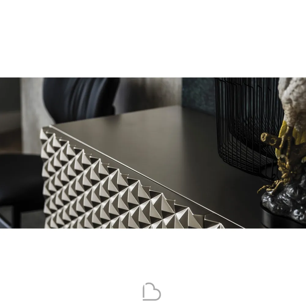 madia-di-design-cattelan-royalton