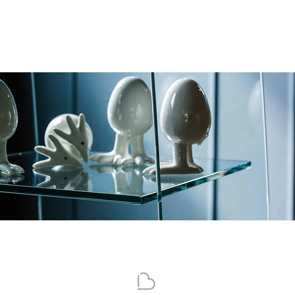 Showcases Cattelan Open Wind