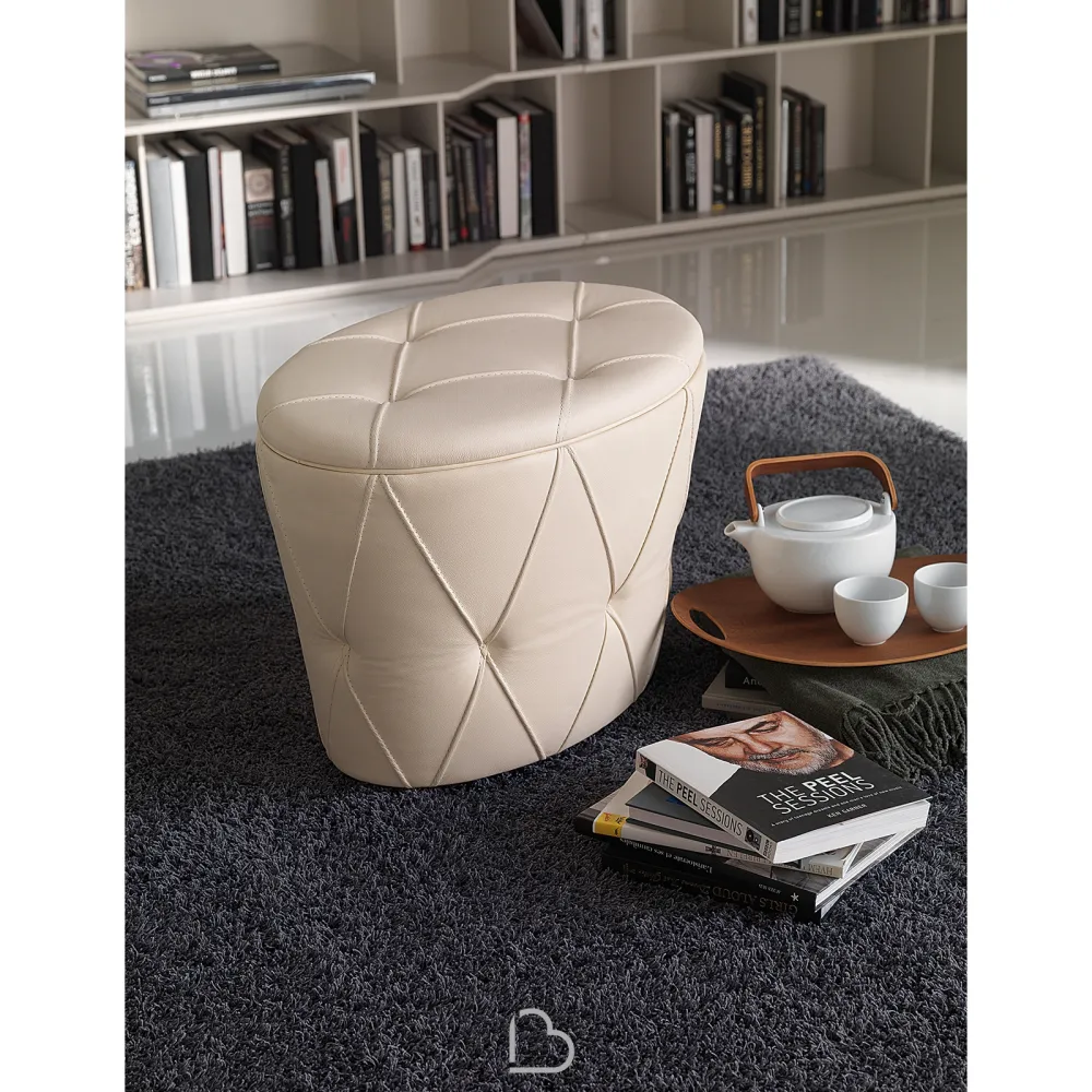 pouf-cattelan-pinko