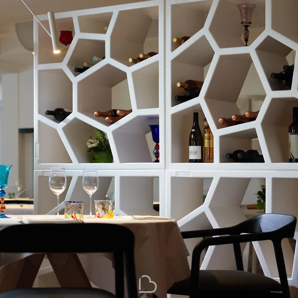Bookcase / Exhibitor Casamania Opus Incertum
