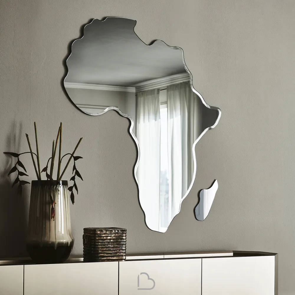 Espejo Cattelan Africa